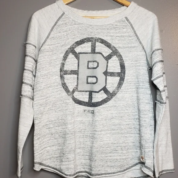 NHL Boston Bruins Raw Edge Raglan Sweatshirt - Picture 2 of 11